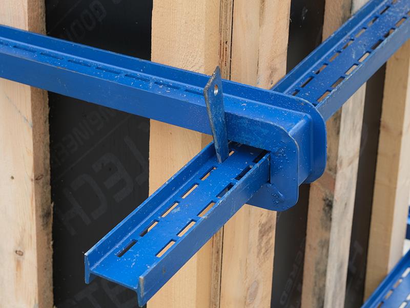 İnşaat Kolon Kelepçesi